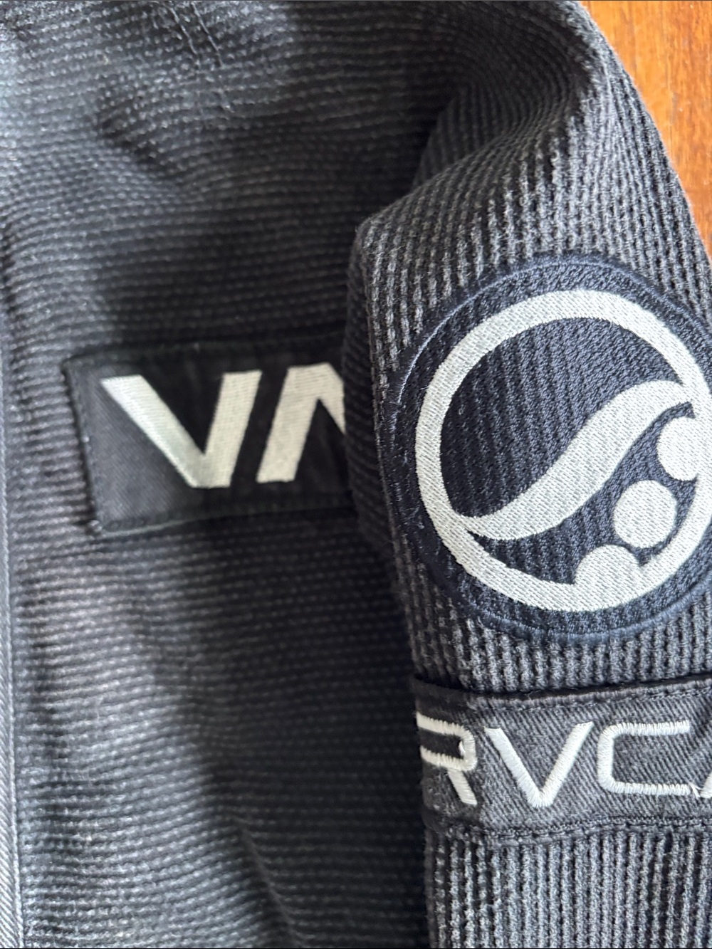 Shoyoroll x RVCA Black Brazilian Jiu-Jitsu Gi with Logo Patches size A2 - Picture 3 of 7
